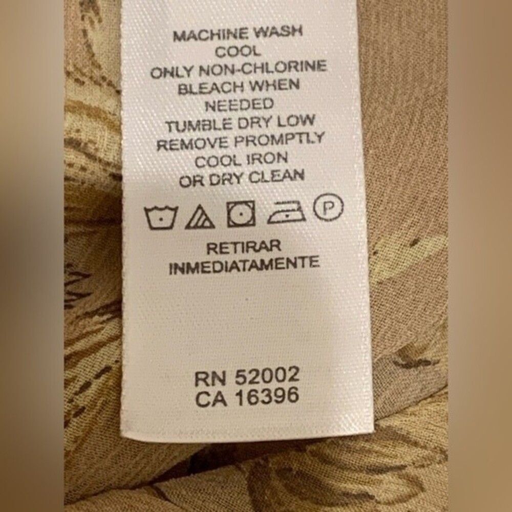 NWOT Liz Claiborne button up blouse Beige Brown Size 8 - Picture 5 of 5